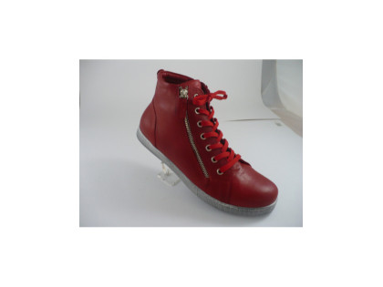 Boots femme sport EROUZE rouge