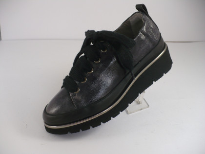 Sneakers ville ARTE vernis...